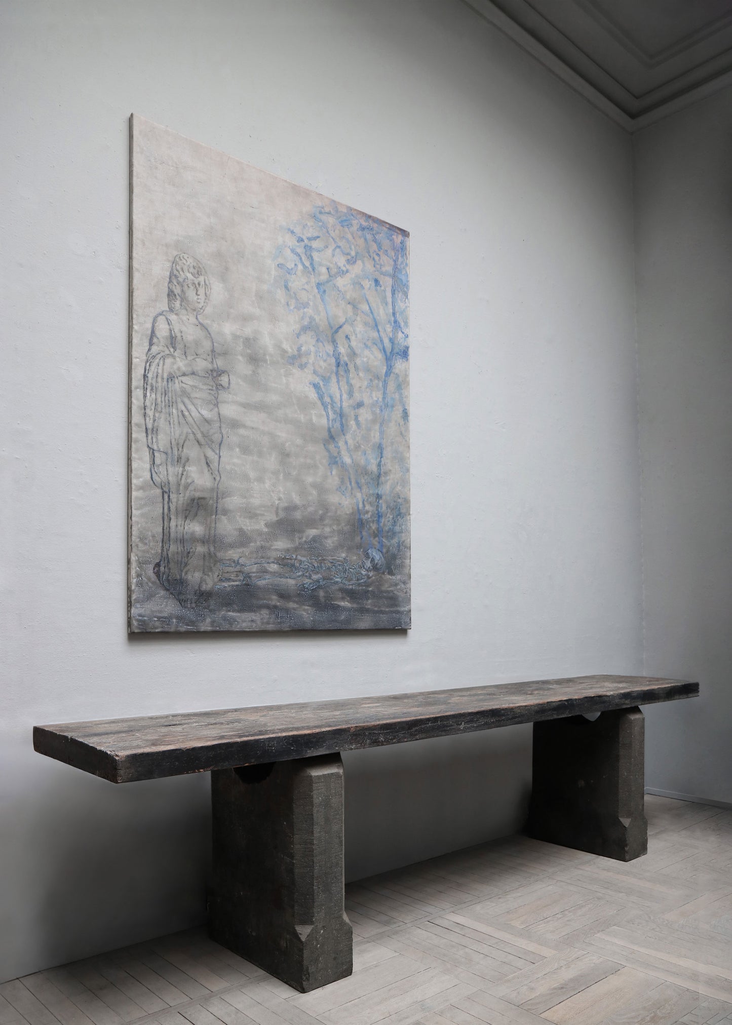 CONSOLE TABLE W. STONE LEGS