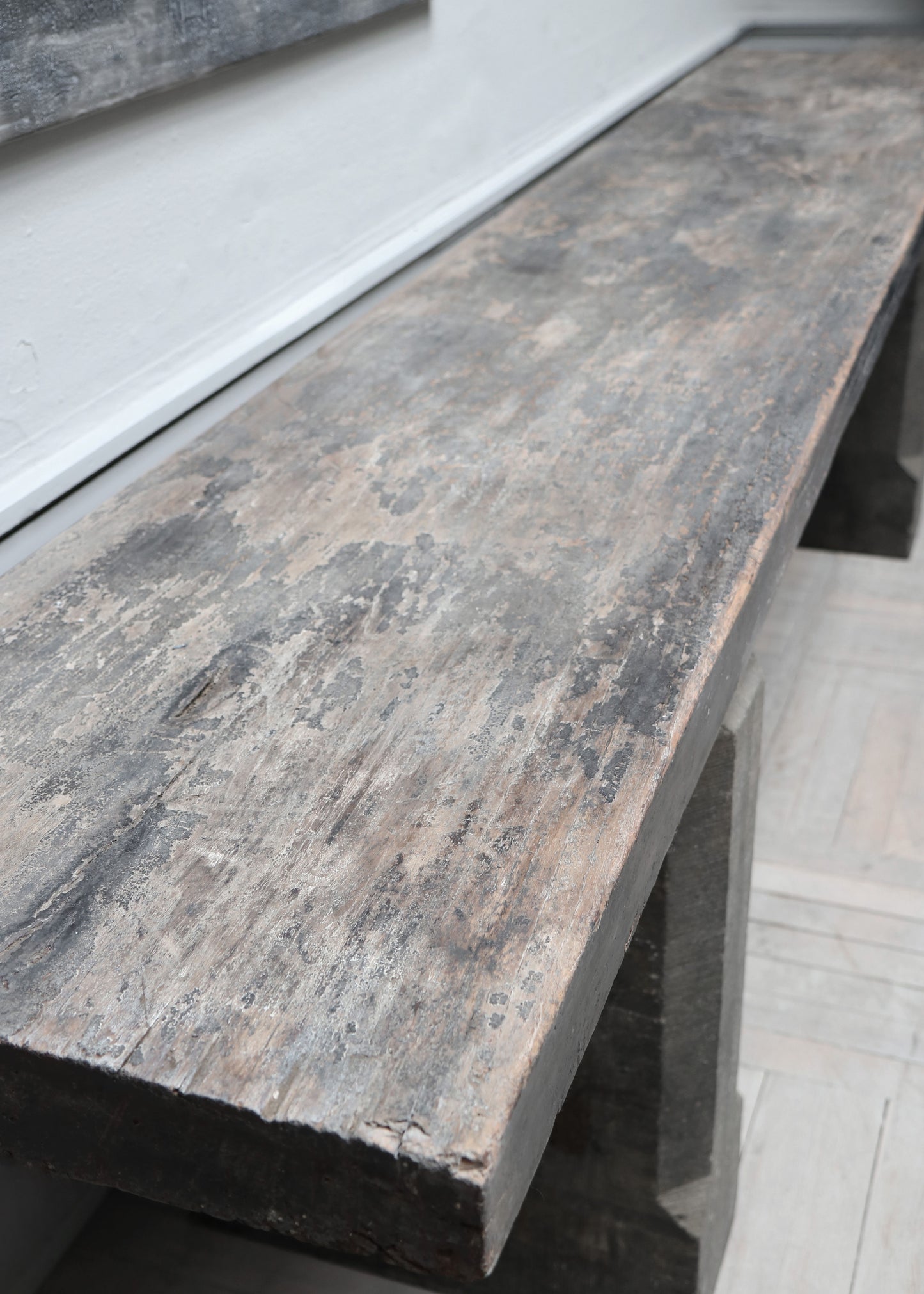 CONSOLE TABLE W. STONE LEGS