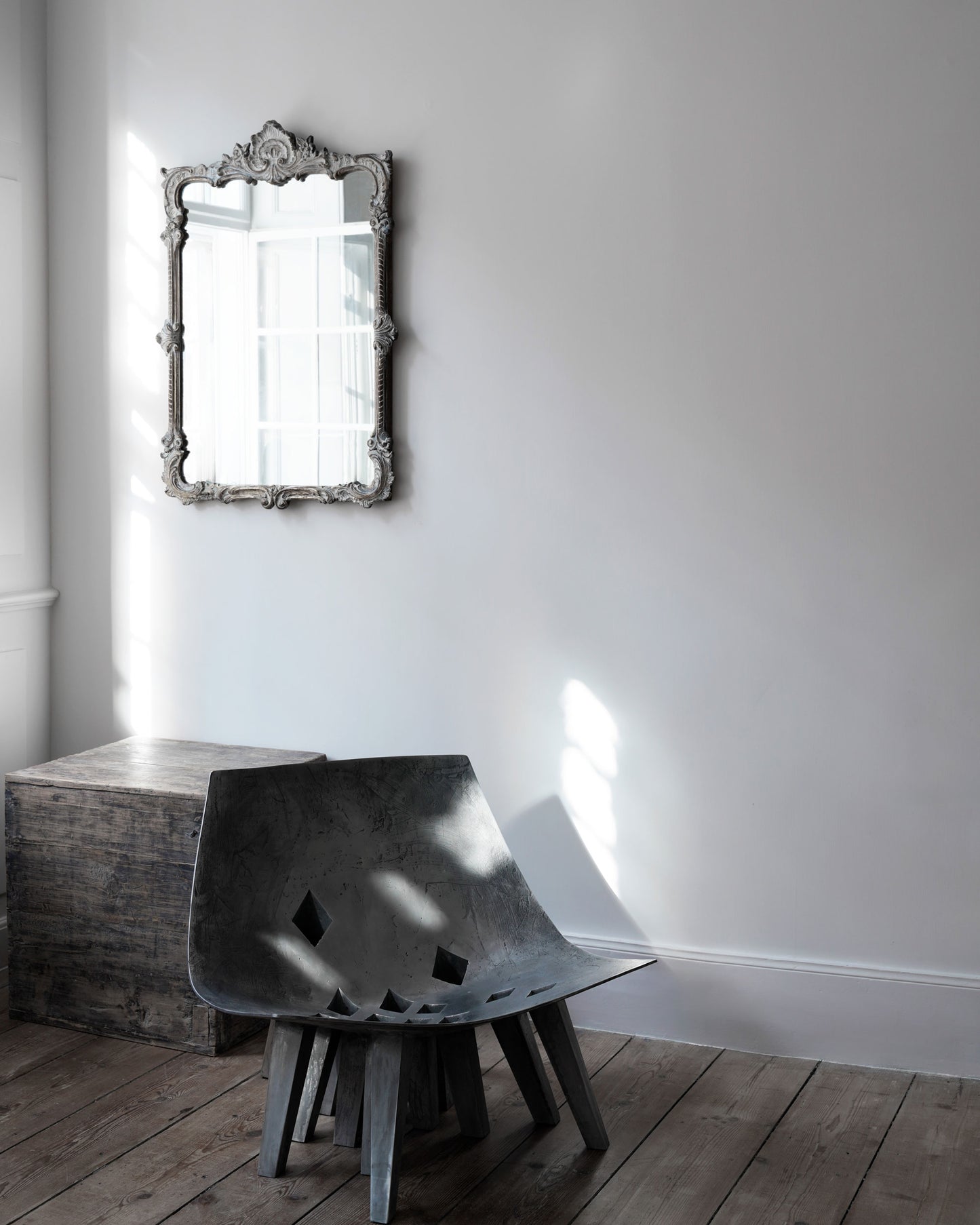 "EXTRUSION EASY CHAIR" BY JAN JANSSEN