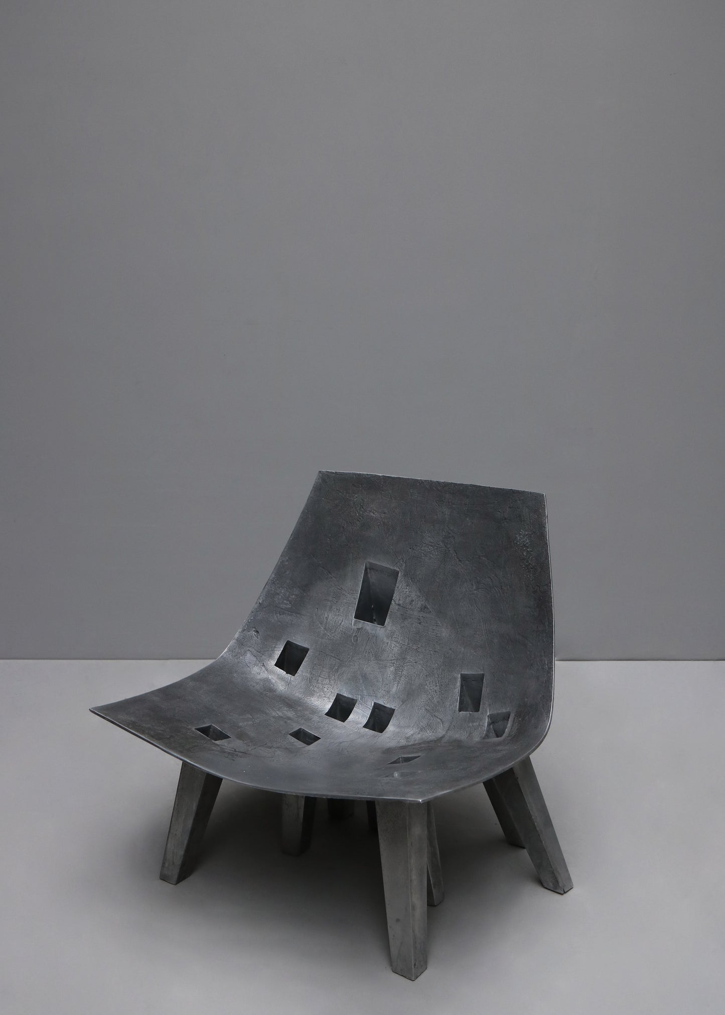 "EXTRUSION EASY CHAIR" BY JAN JANSSEN