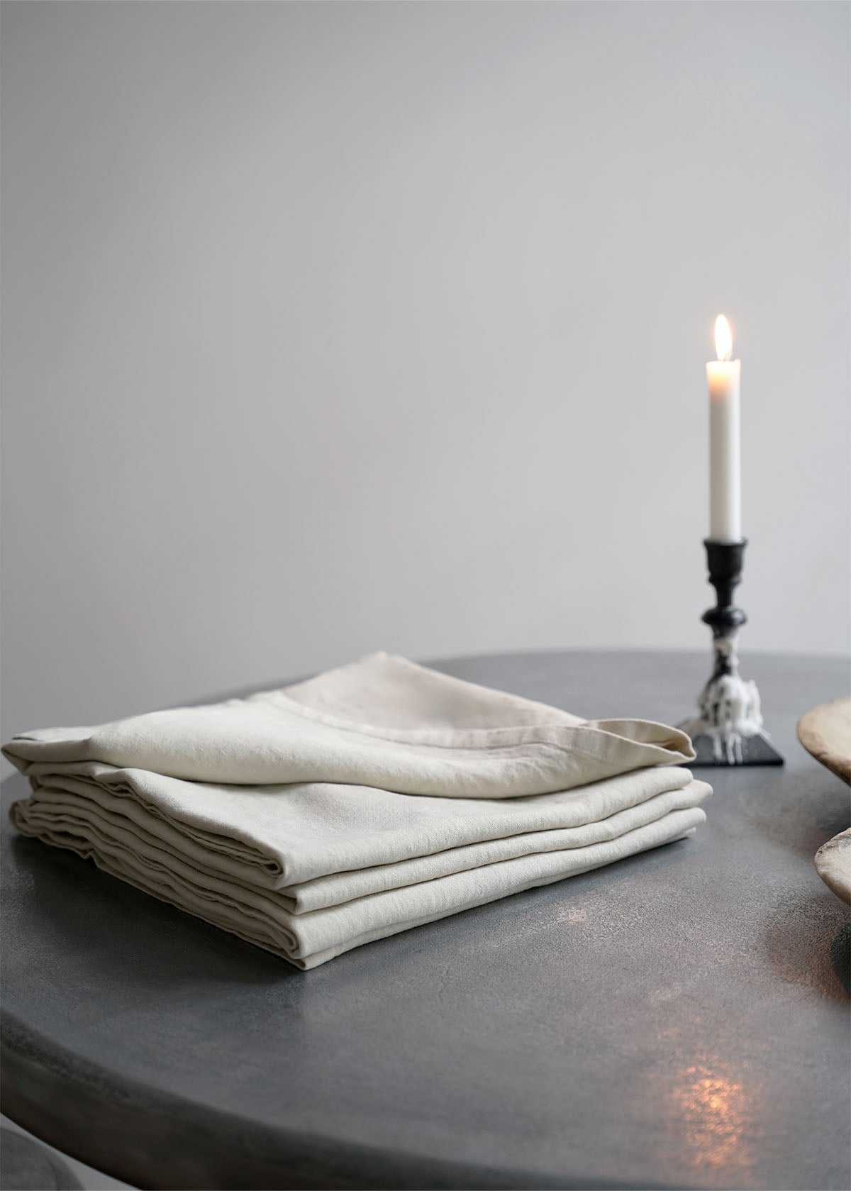 Heavy linen tablecloth Marmo