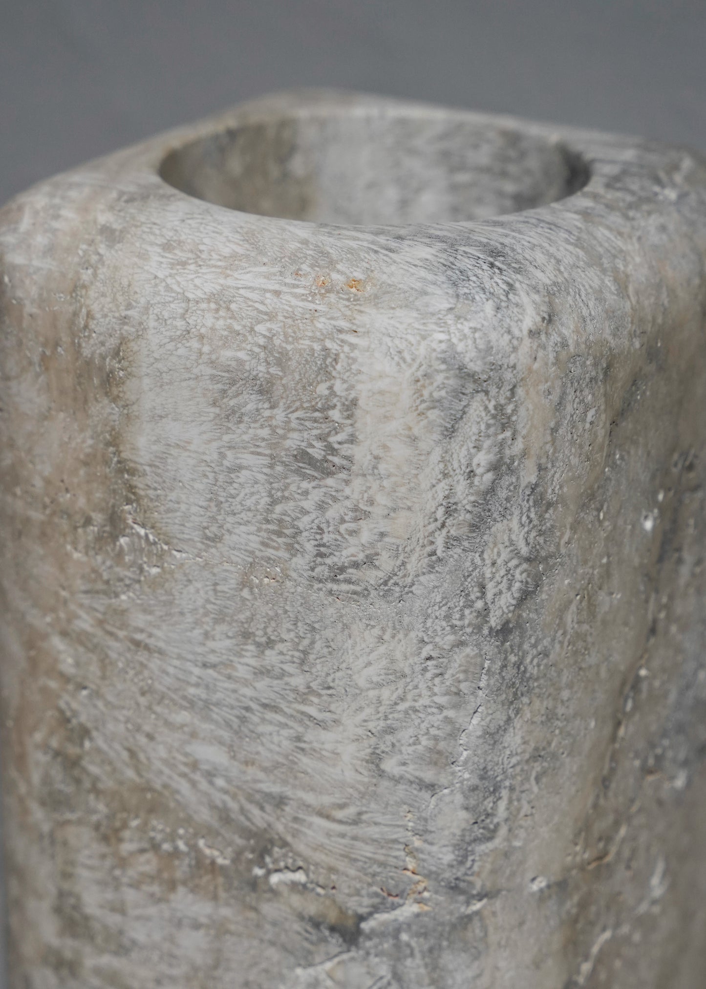 "TONDO VASE L" by Michaël Verheyden