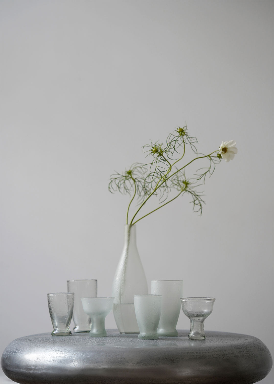 "Matte Glassware Bottle" von Oliver Gustav