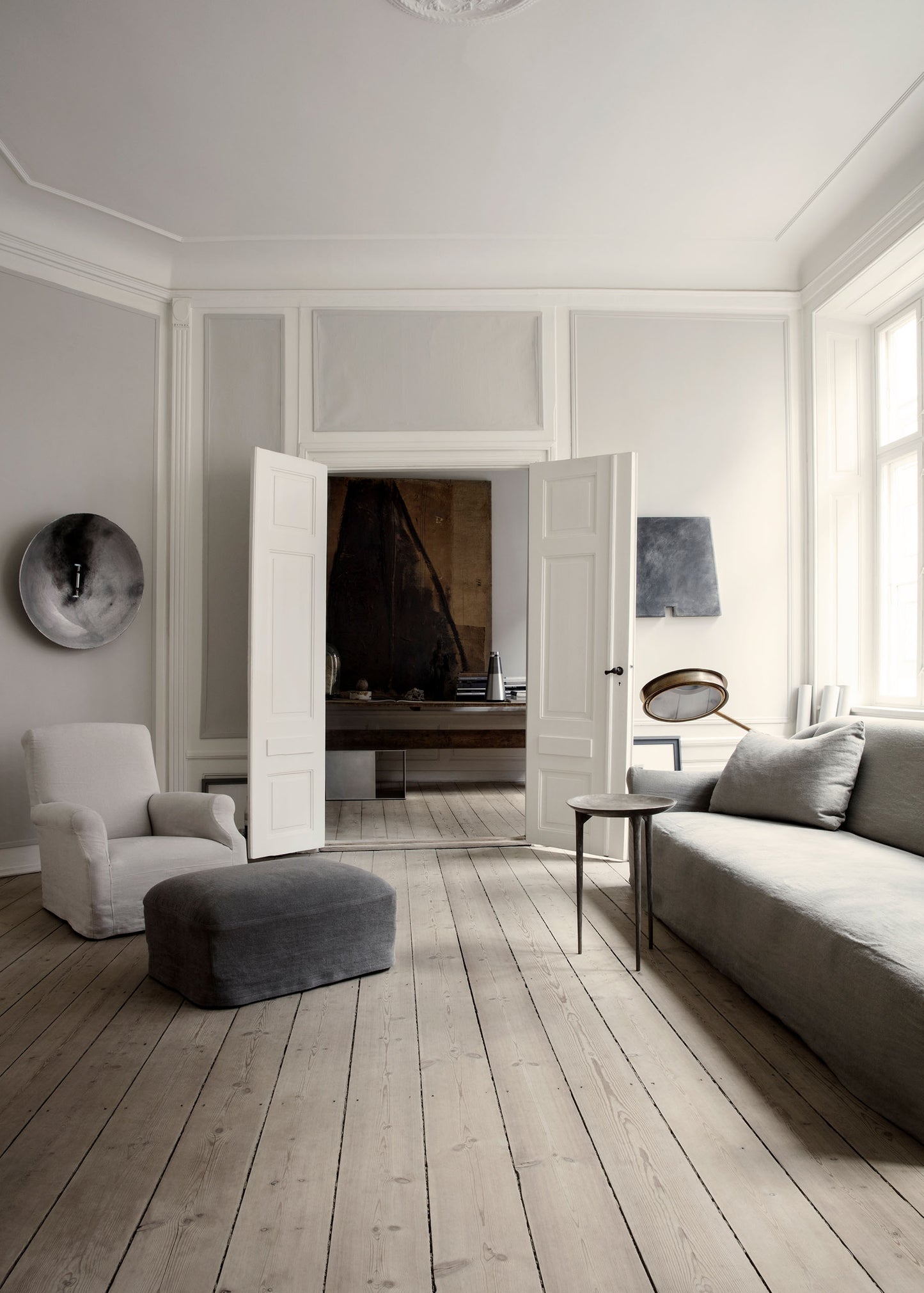 "NEUES SOFA" VON OLIVER GUSTAV