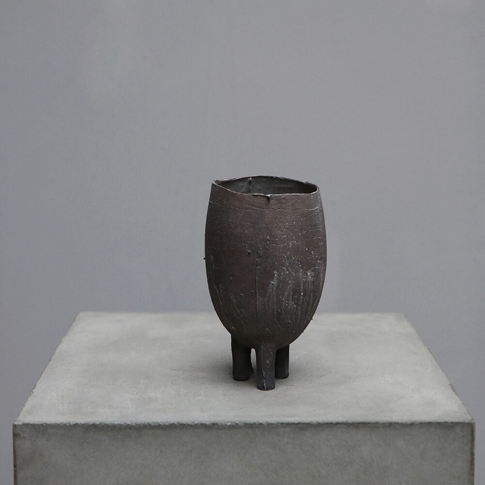 Vessel in silver by Peter Bauhuis
