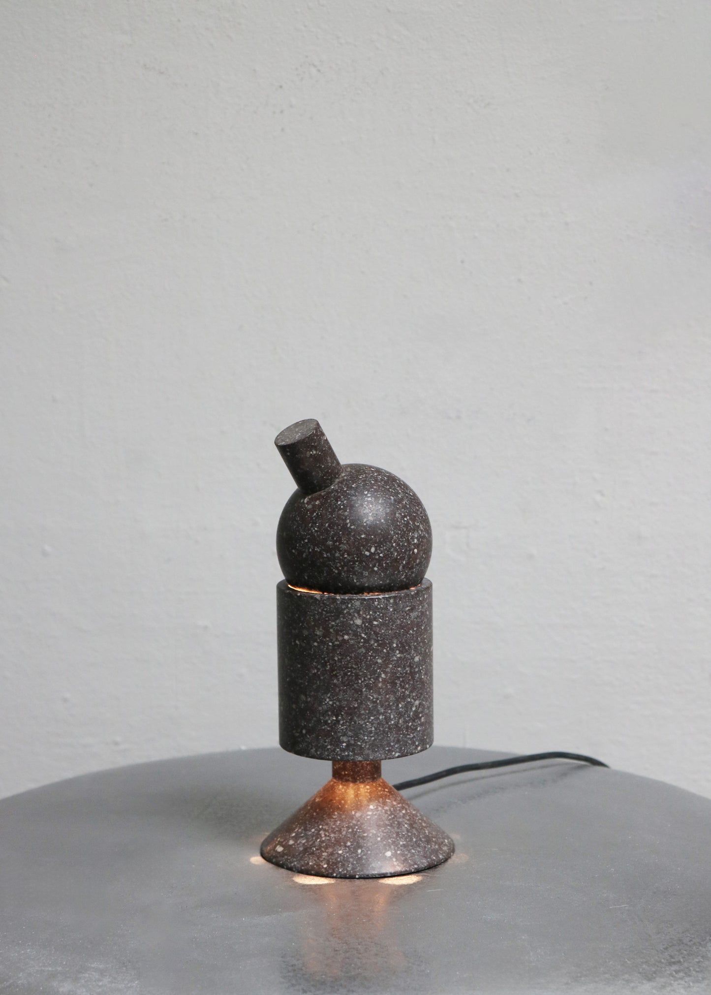 „PORPHYRY LIGHT SCULPTURE #3“ VON STEFANO GALUZZI