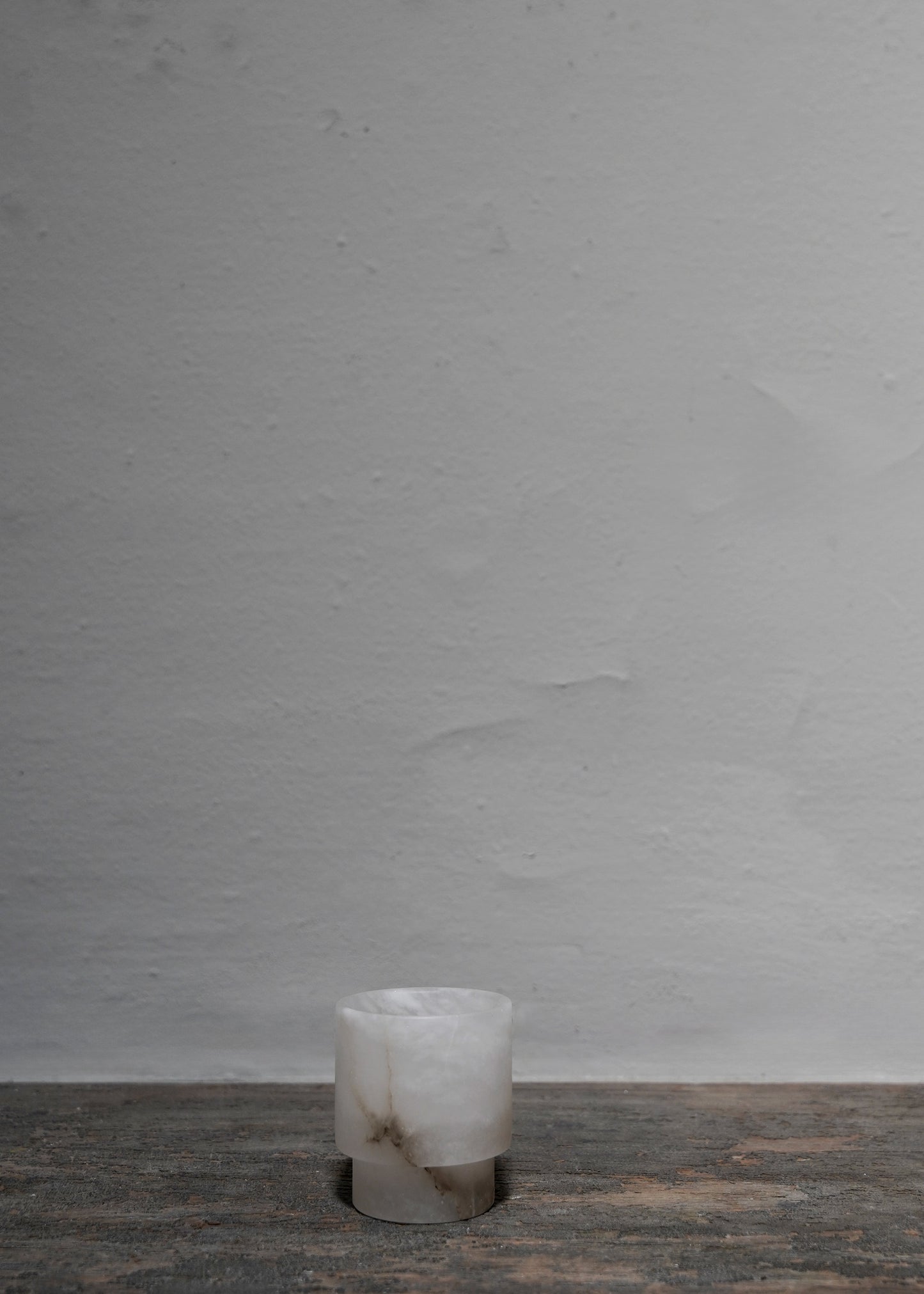 "Tea light Small in white alabaster #1" by Michaël Verheyden