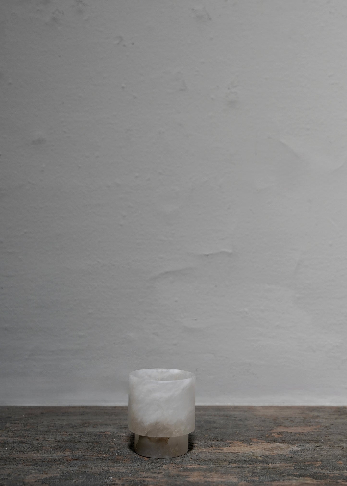 "Tea light Small in white alabaster #1" by Michaël Verheyden