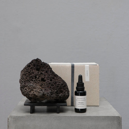"Olympia" Potpourri on iron stand