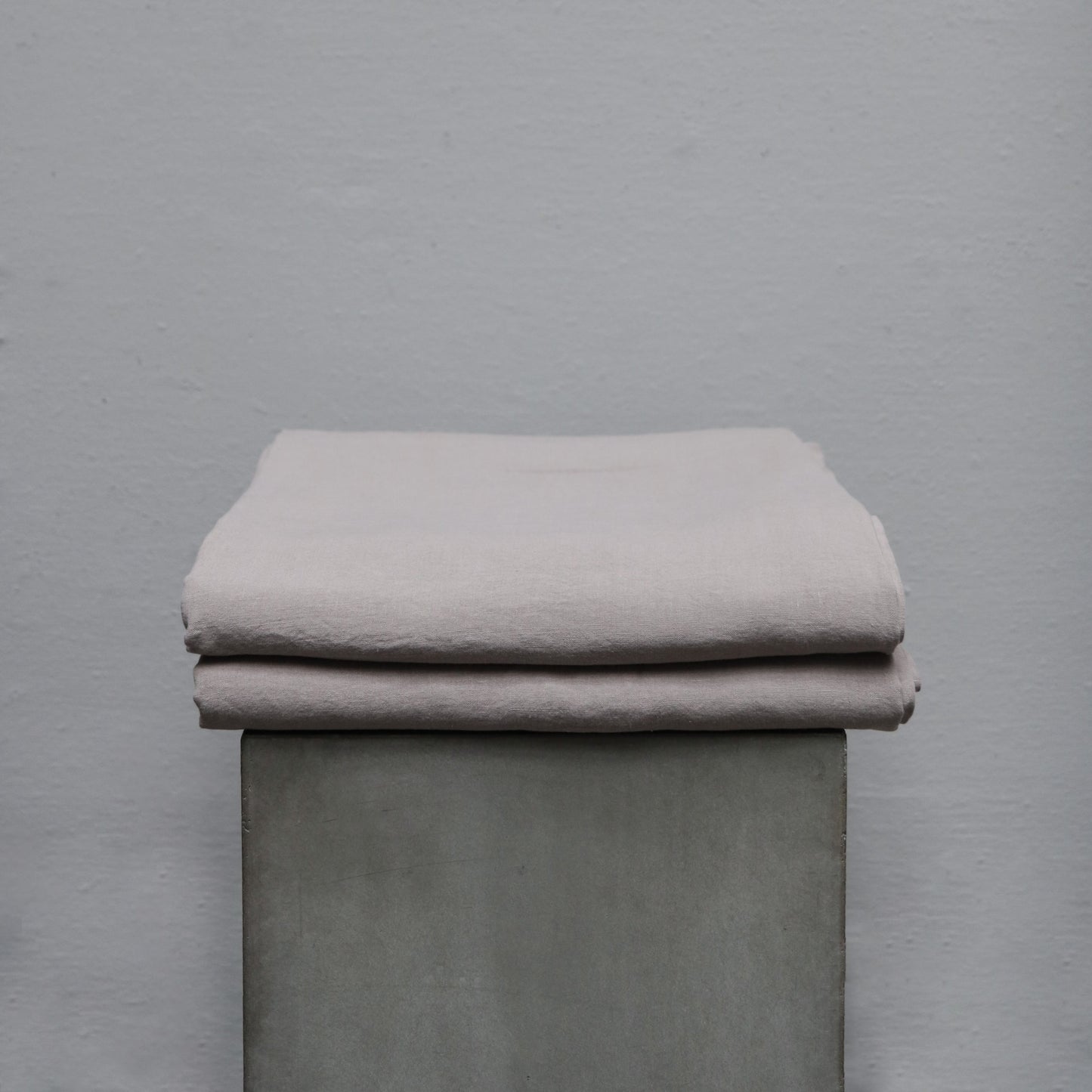 Linen bedspread from Italian brand Society Limonta