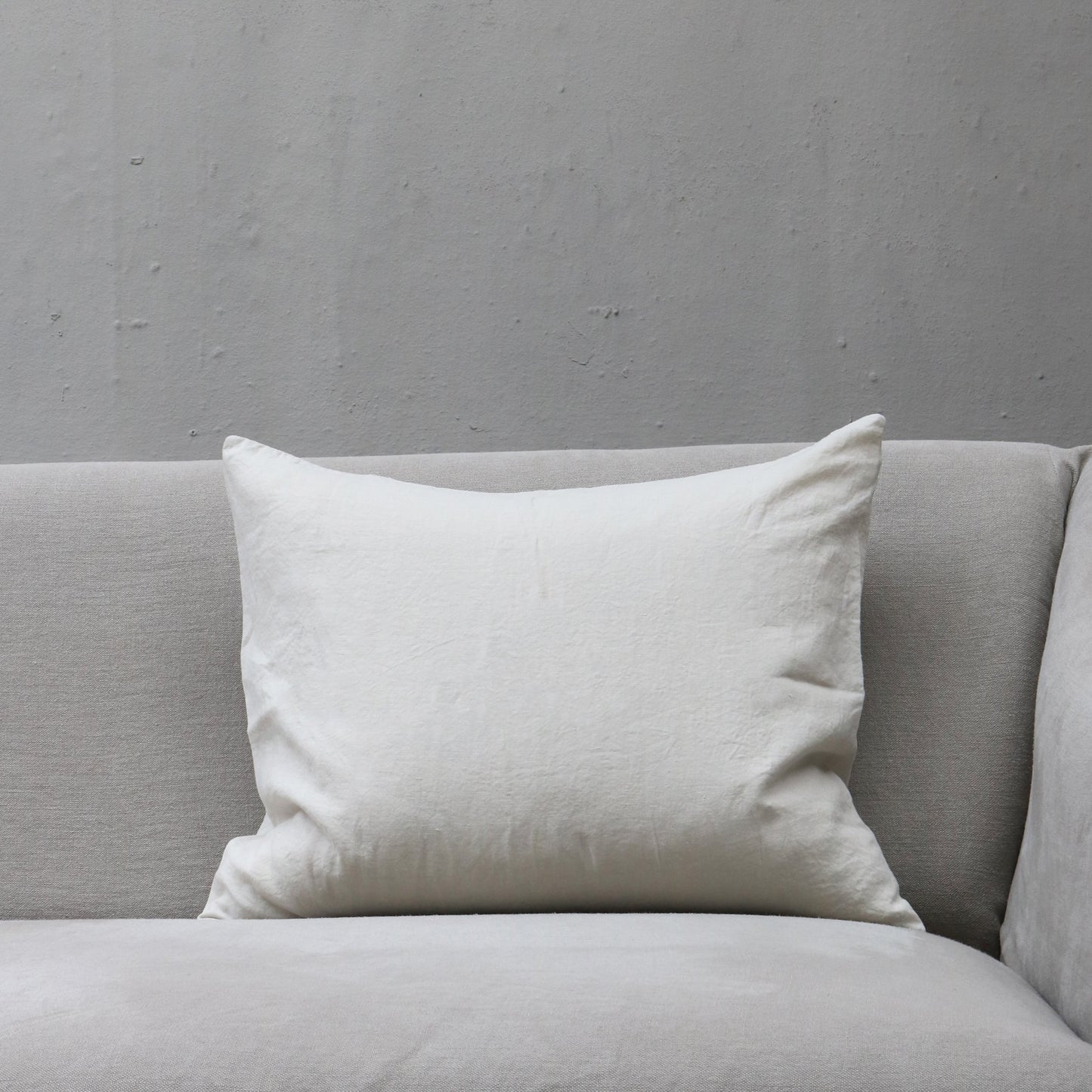 Linen Cushion - Mastice