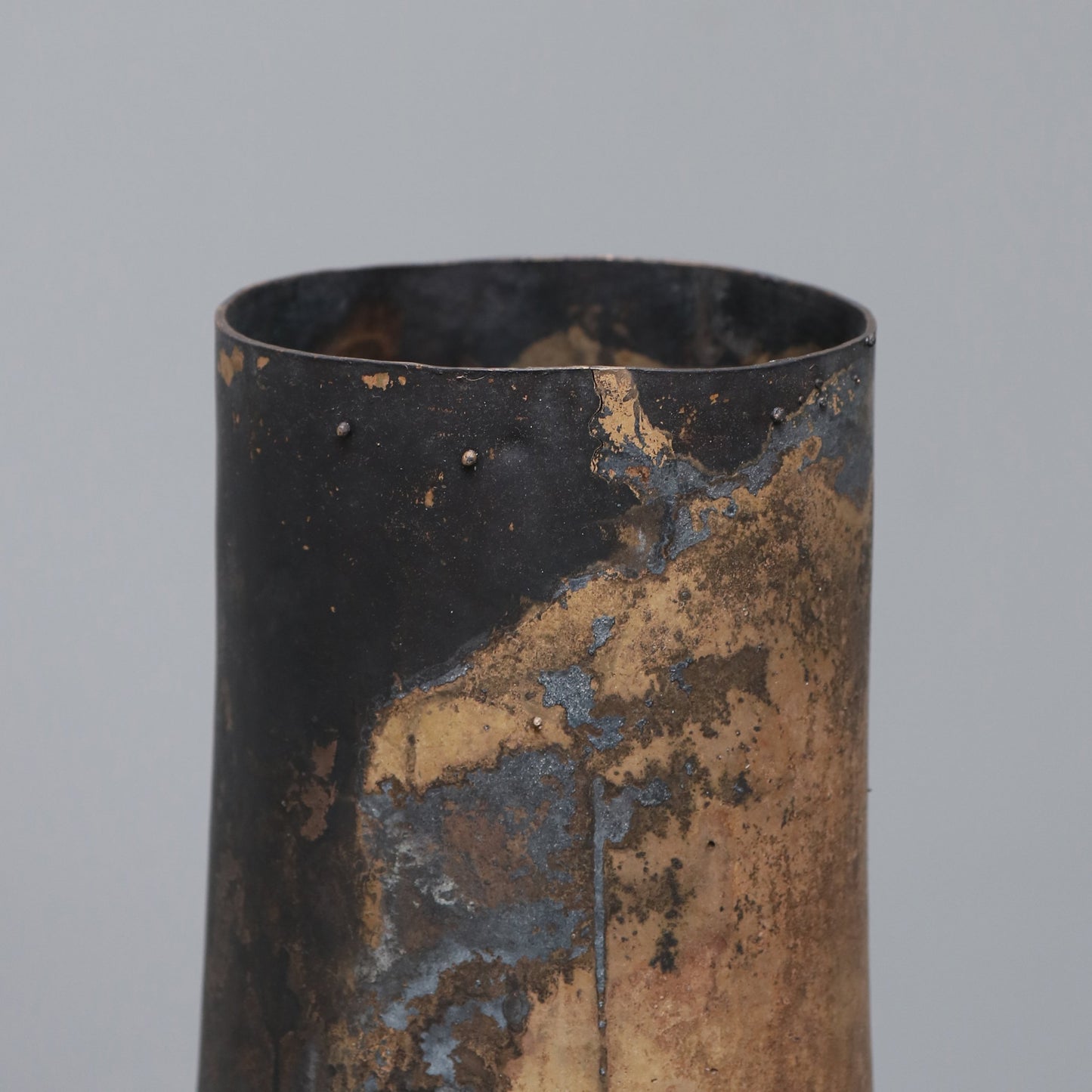 Large sculptural vessel by german designer Peter Bauhuis exclusive interior at Studio Oliver Gustav