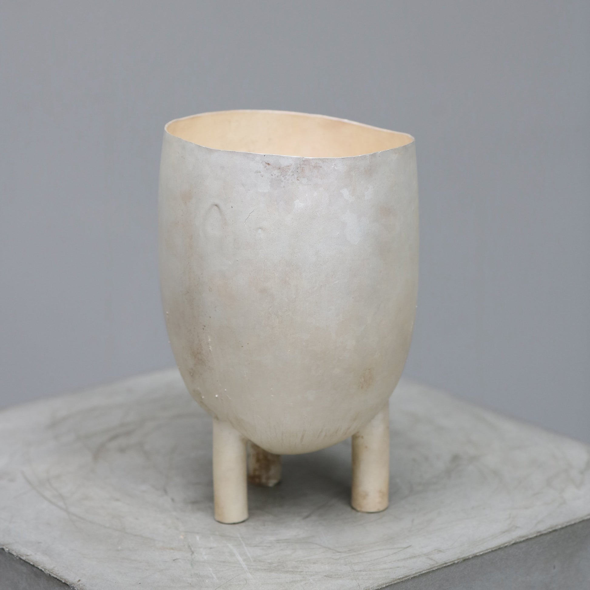Fine silver vessel by the german artist Peter Bauhuis