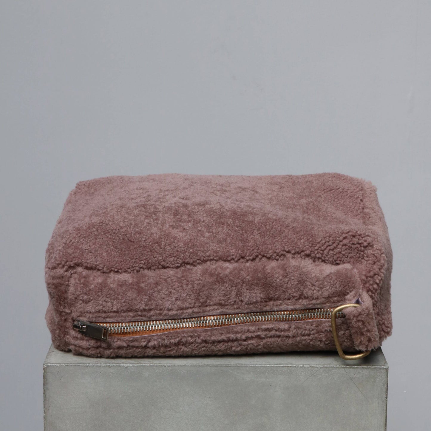 Luxury toiletry bag in lambskin from Journey by Oliver Gustav