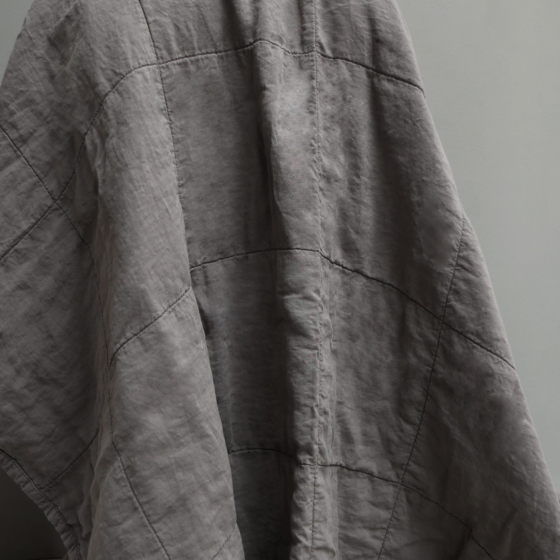 Quilted blanket high quality linen by Society Limonta at Studio Oliver Gustav. Bedroom interior design
