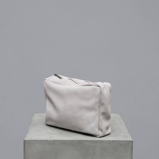 Journey by Oliver Gustav toiletry bag in light beige suede