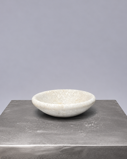 White travertine dish