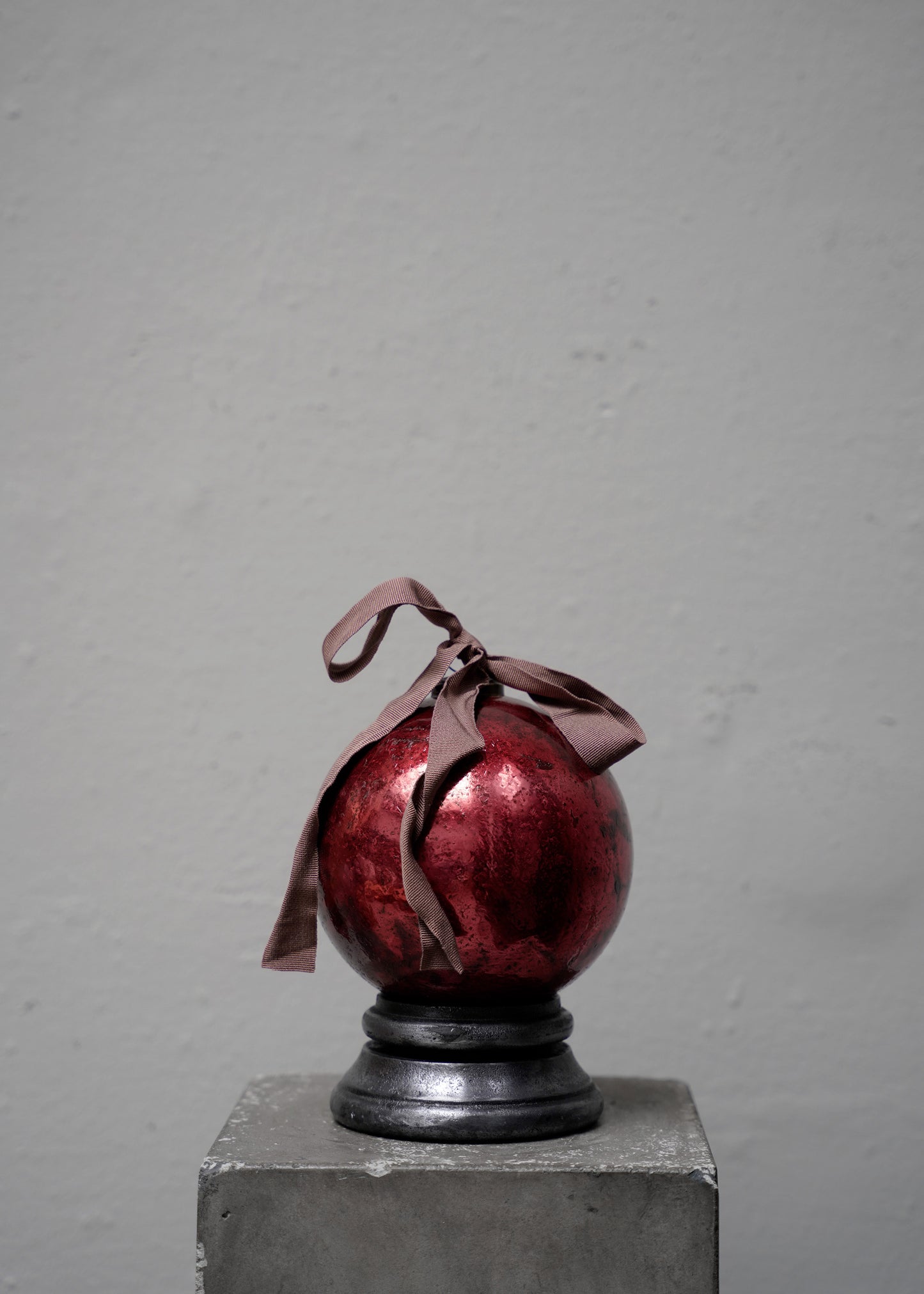 Enameled Bauble Red - Medium
