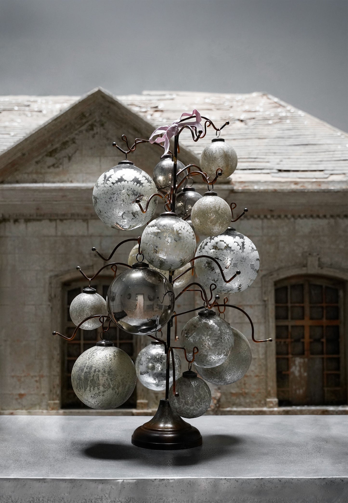 Rusty Iron tree with ornaments