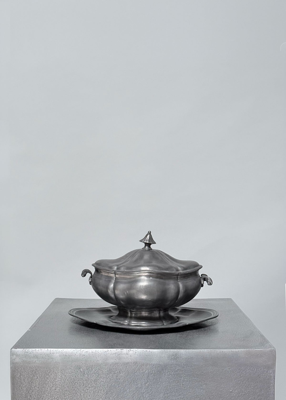 Old Silver Plated Gravy Boat w. Plate