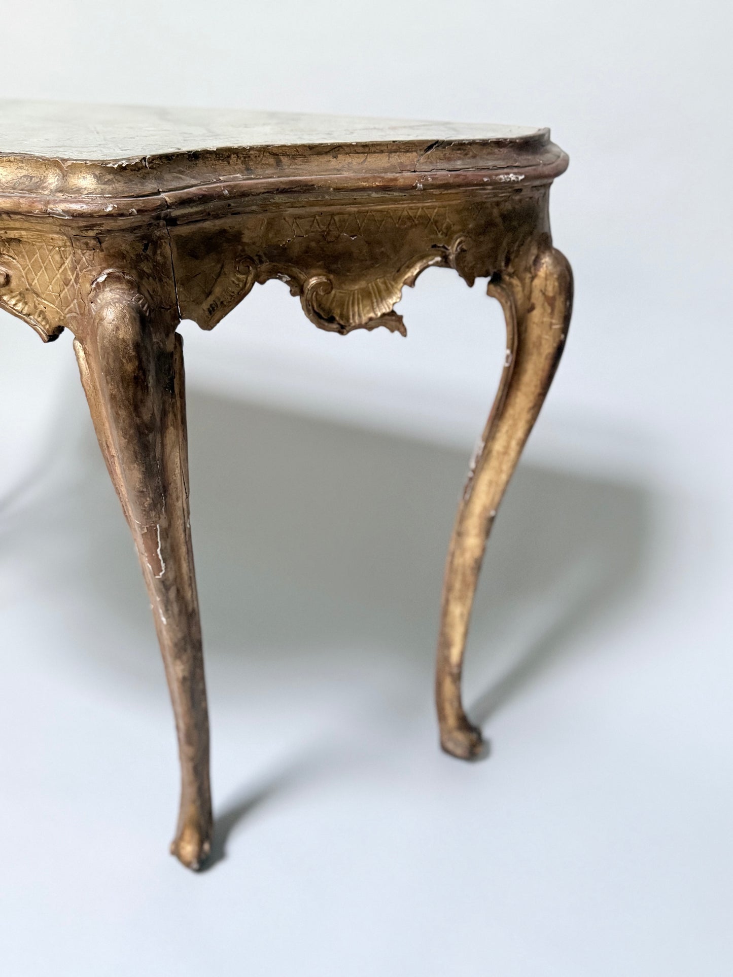 Italian console from the 1700s