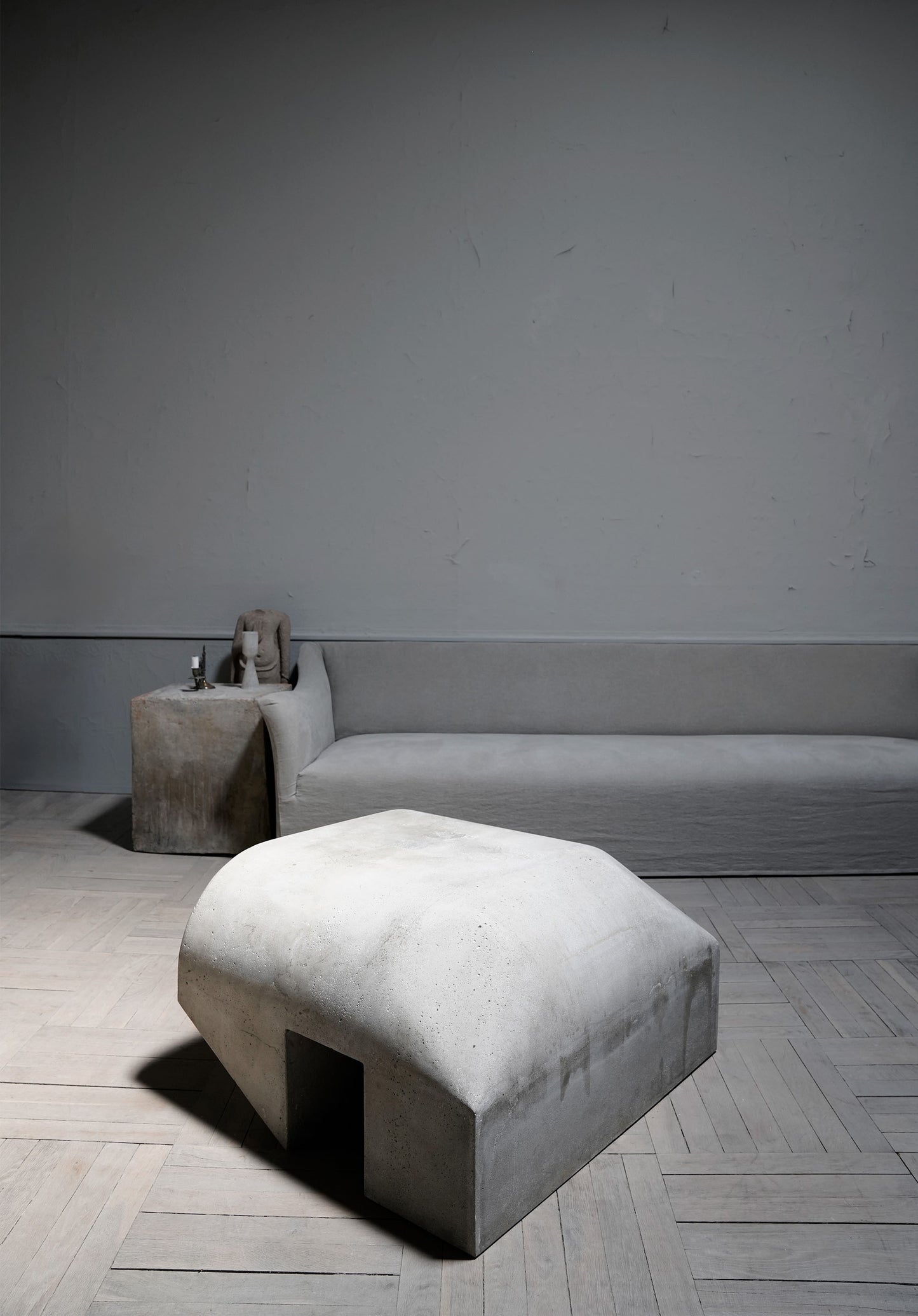 "SINGLE PRONG" BY RICK OWENS FURNITURE