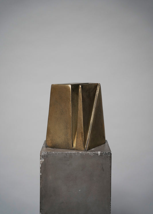 "SCALE MODEL #9" BY JAN JANSSEN