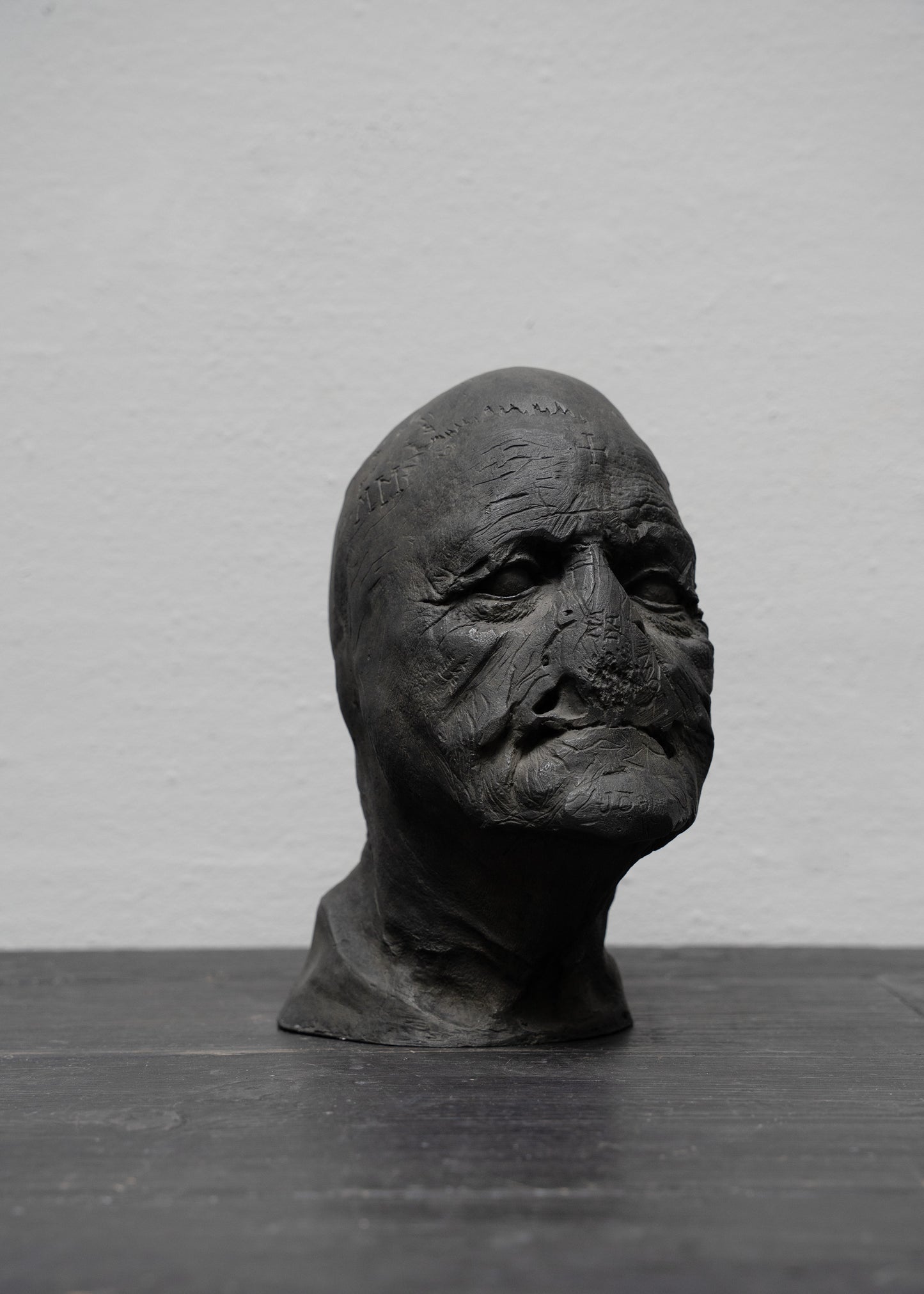 "BRONZE HEAD" BY KAARE GOLLES