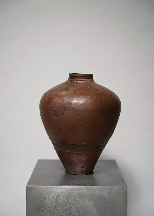 Large ceramic vessel
