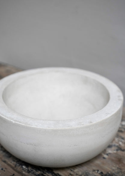 MA Concrete Bowl by Michaël Verheyden