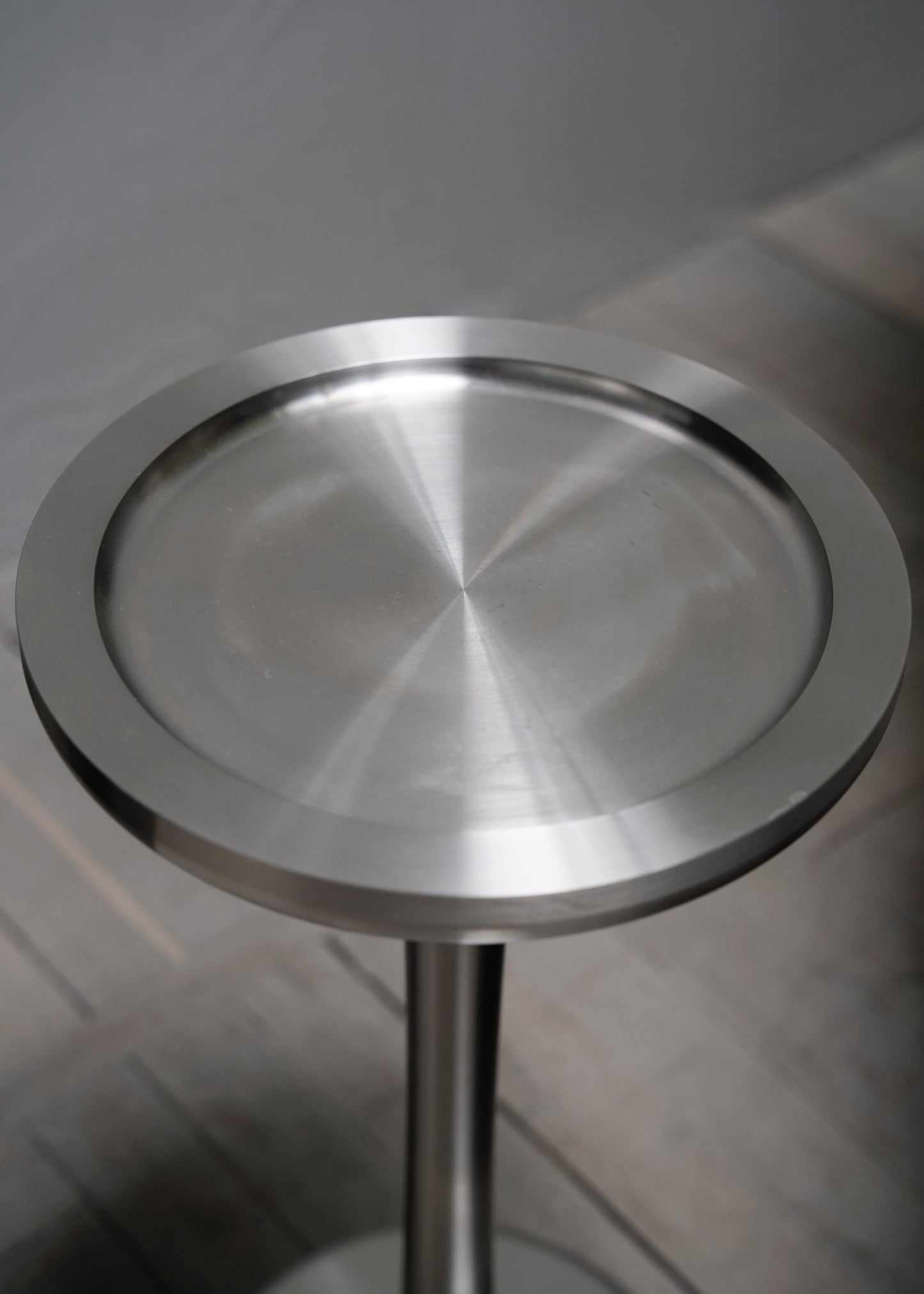 "GY SIDE TABLE" BY MICHAËL VERHEYDEN