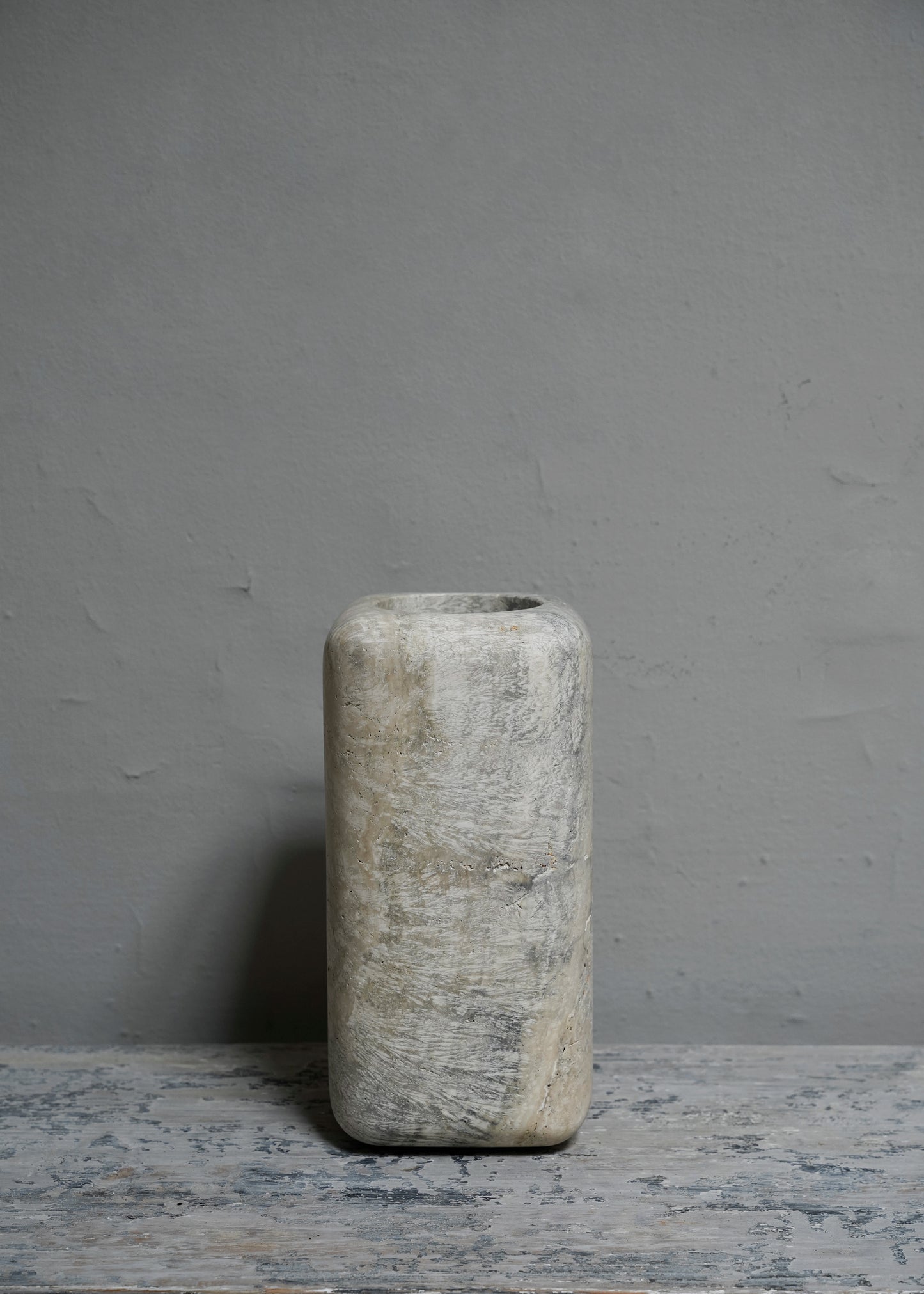 "TONDO VASE L" by Michaël Verheyden