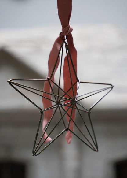 Metal Star Small - Apricot Ribbon