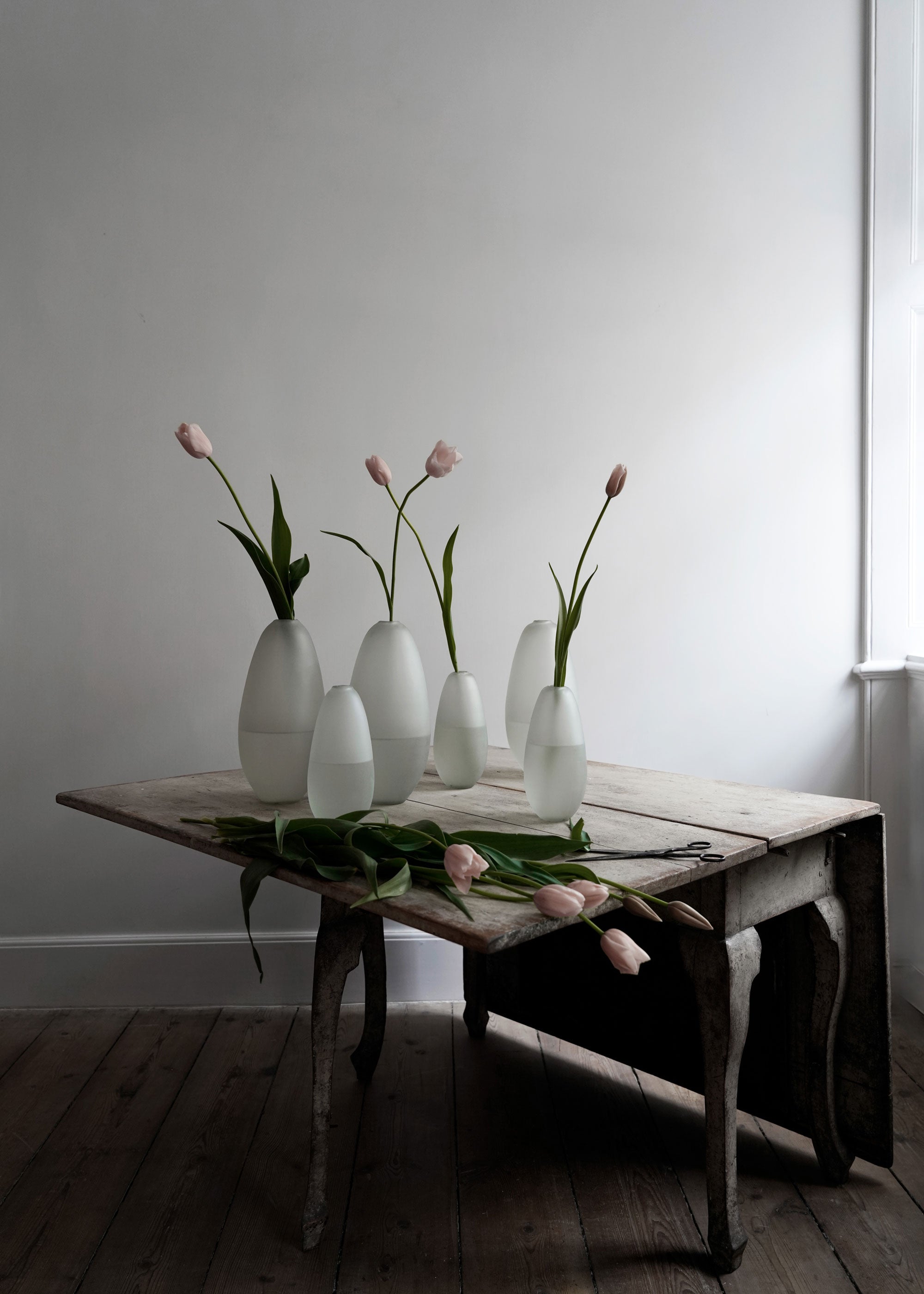 Minimalist Matte Glass Oval Vase | Studio Oliver Gustav