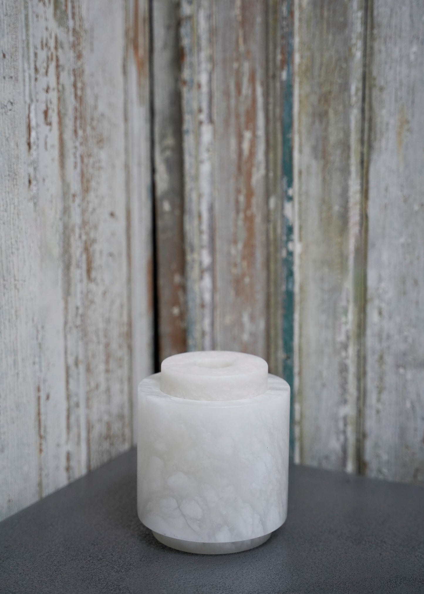 "Petite Vase alabaster White by Michaël Verheyden