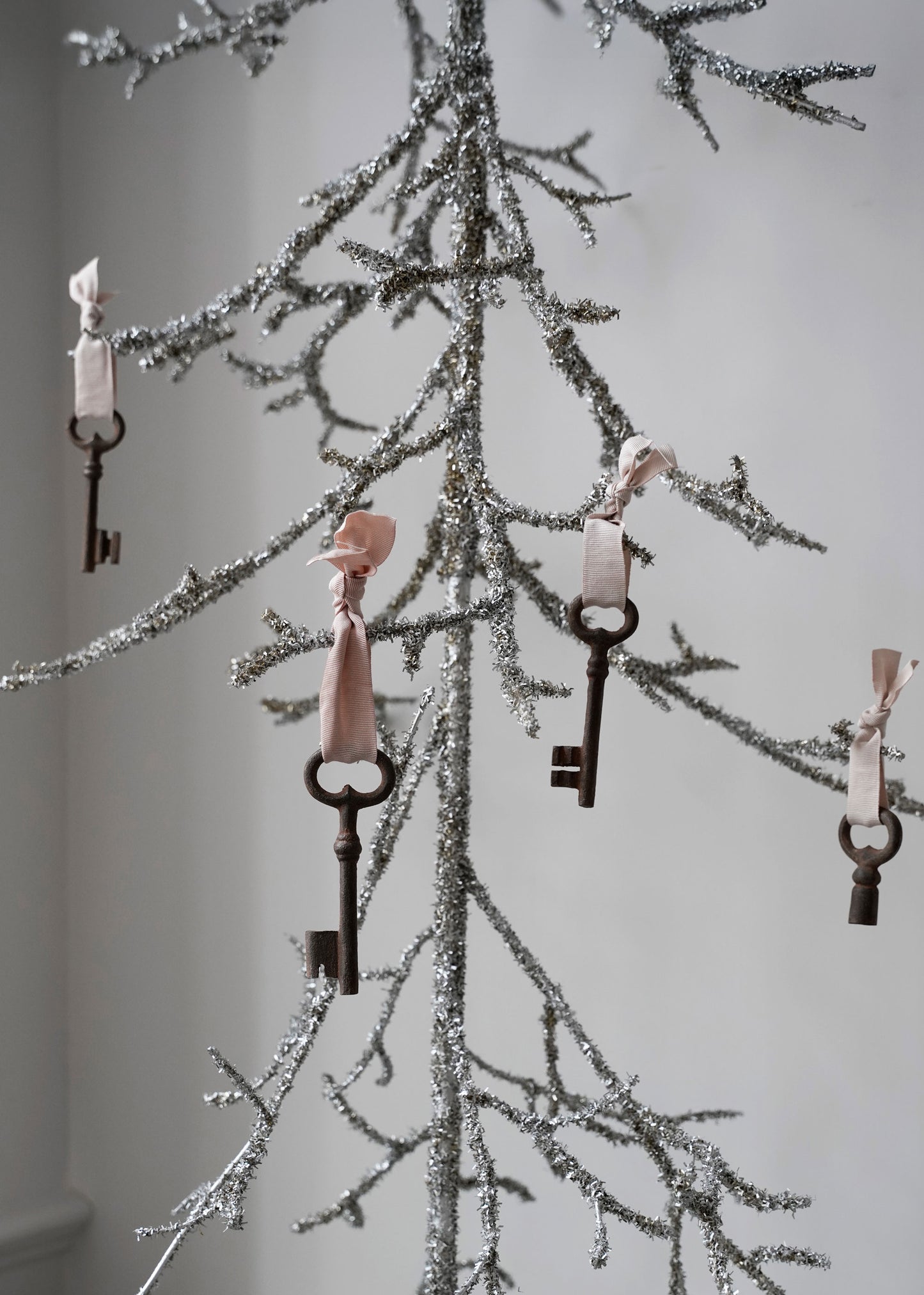 Rostiger Eisenschlüssel klein