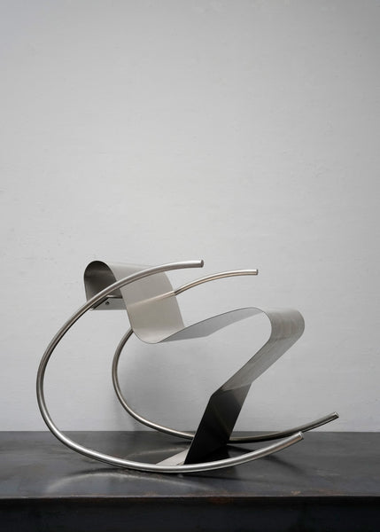 直筆サイン入りFragile Rocking Chair微笑みのその先に ROCK'N'ROLL ROCKING CHAIR” by SIGURDUR GUSTAFSSON – Studio Oliver
