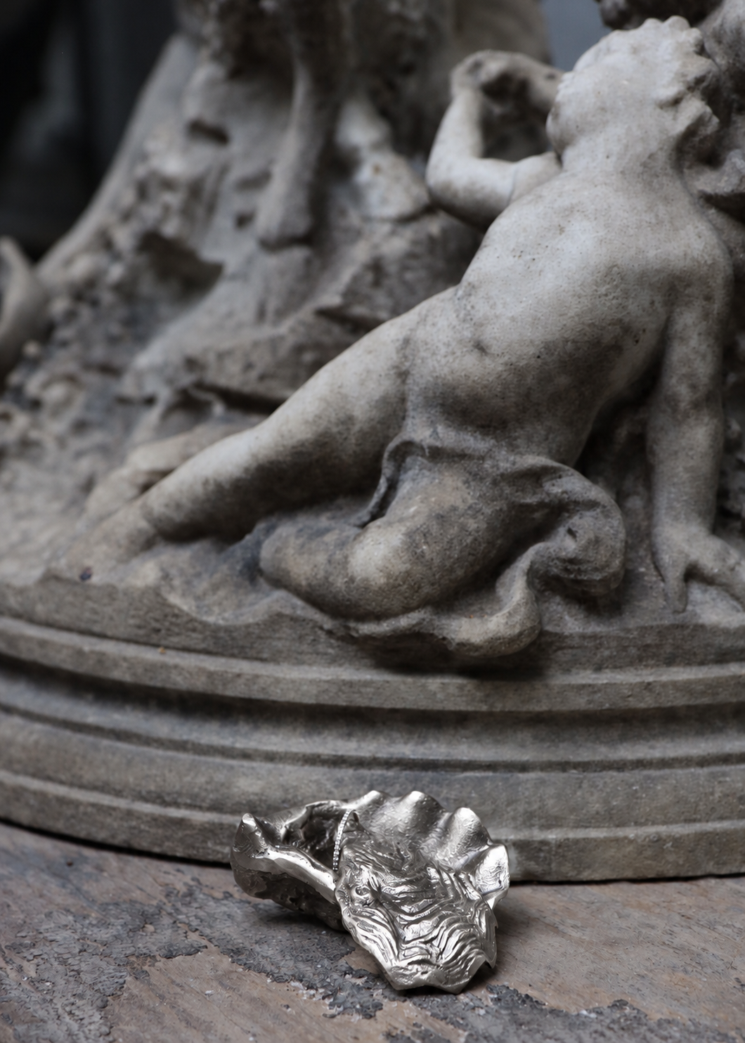Silver-plated Oyster