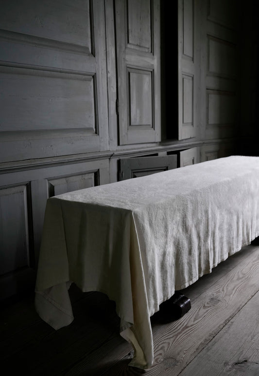 Heavy linen tablecloth Marmo