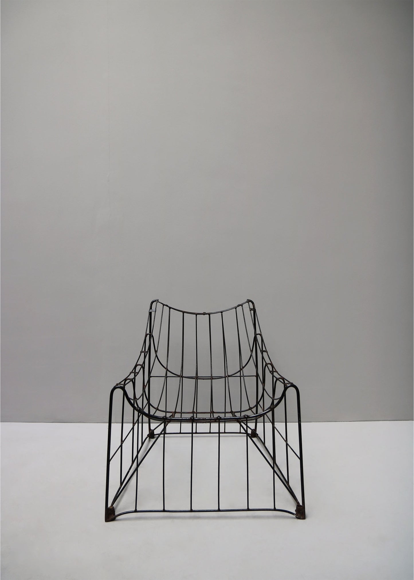 ENGLISH WIRE CHAIR