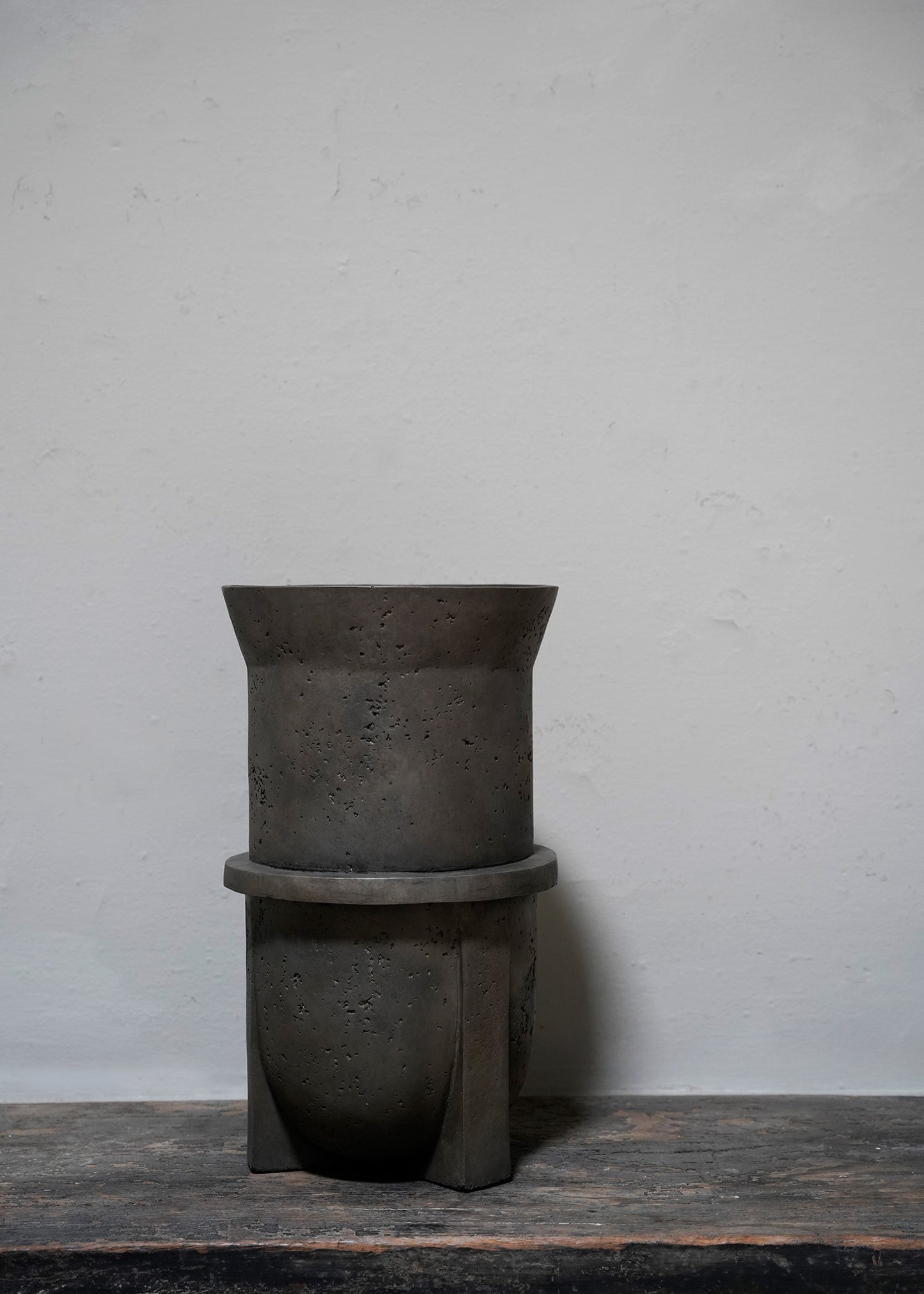 "URN" BY RICK OWENS FURNITURE