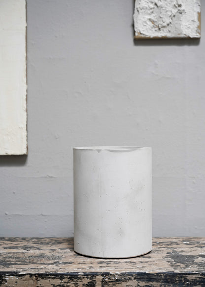 VA Vase in Concrete by Michaël Verheyden
