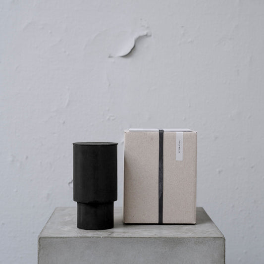 "Volubilis" Scented Candle in Iron Vessel