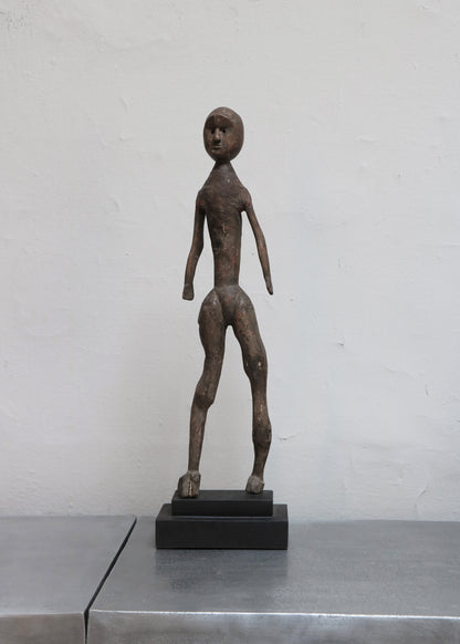 WOODEN FIGURE FROM TANZANIA