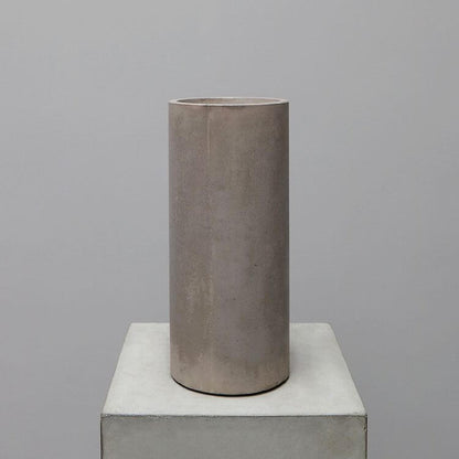 Concrete vase in grey color by michael verheyden at Studio Oliver Gustav