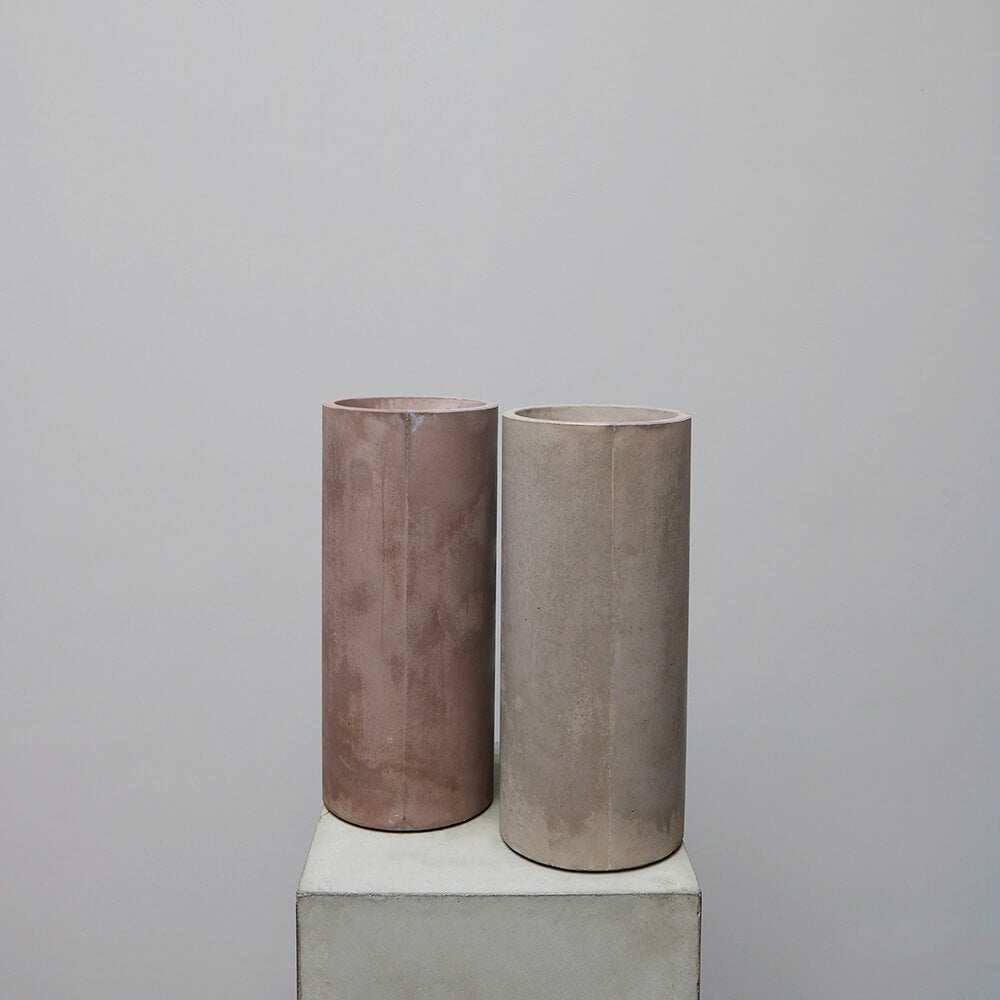 Michael Verheyden Concrete Vase in warm grey color and light grey color