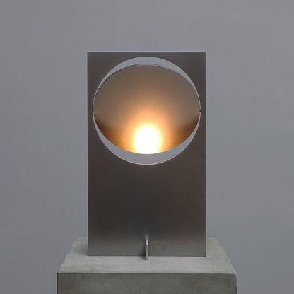 Manu Bano Steel table lamp